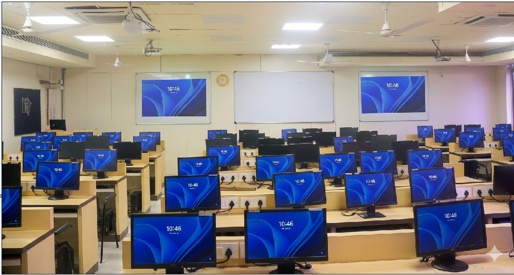 Computer Labs of SCIT Pune 